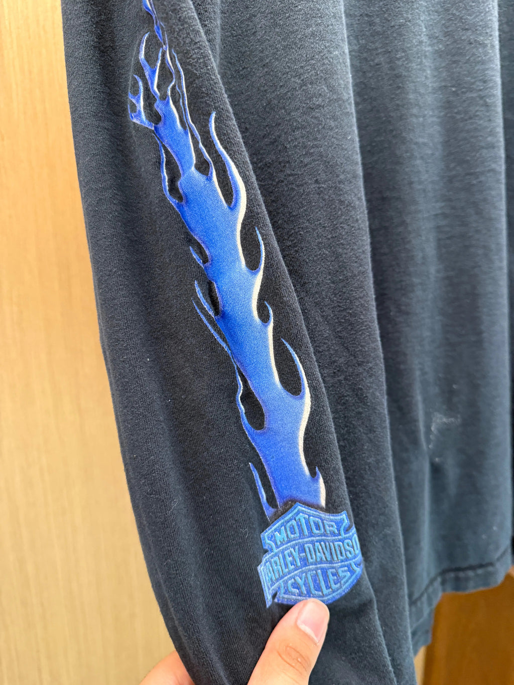 Vintage 2001 Harley Davidson Blue Flames L/S Tee product image 2