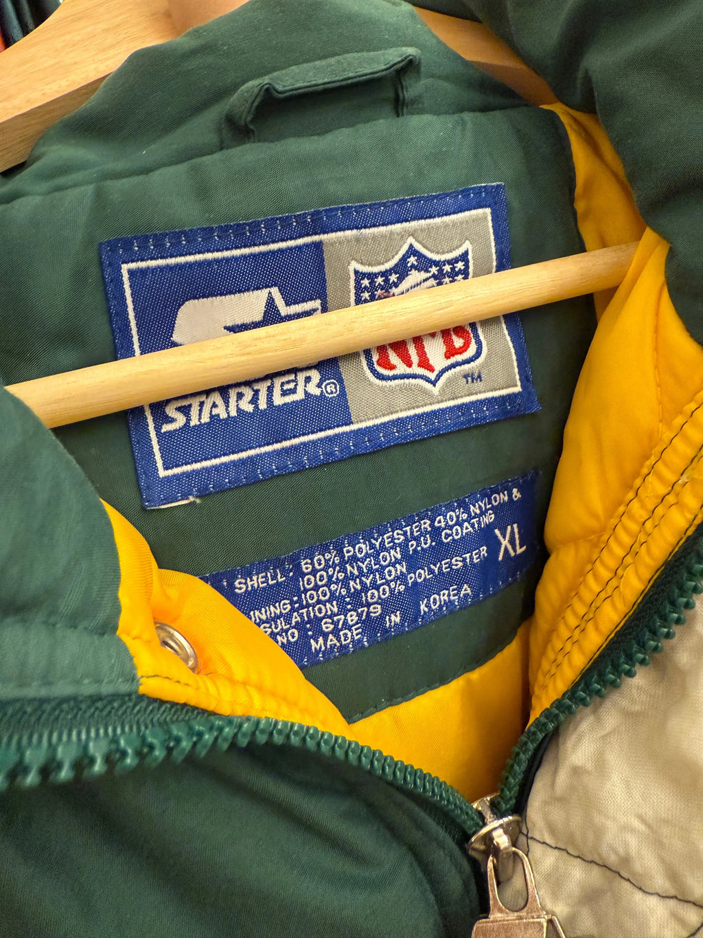 Vintage 90s Green Bay Packers Starter NFL Puffer Jacket product image 3