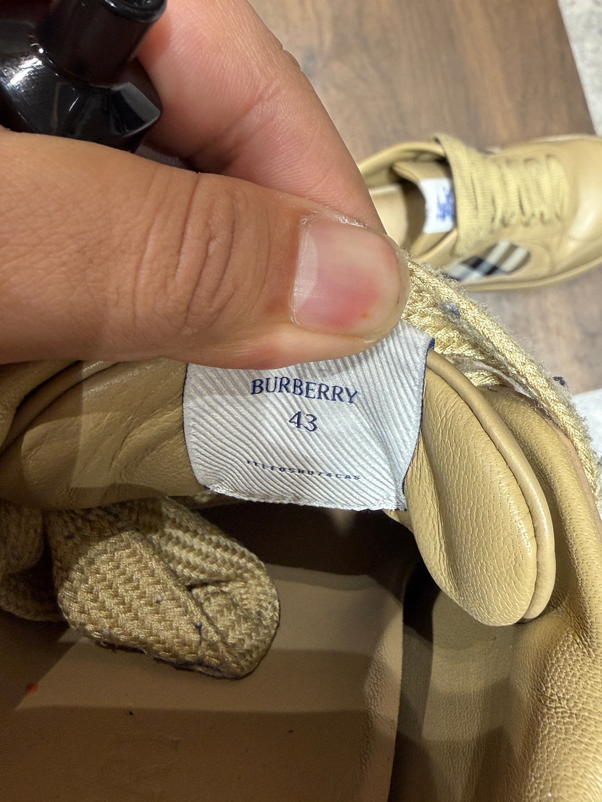 US 10 Burberry Leather Check Terrace Sand Sneakers