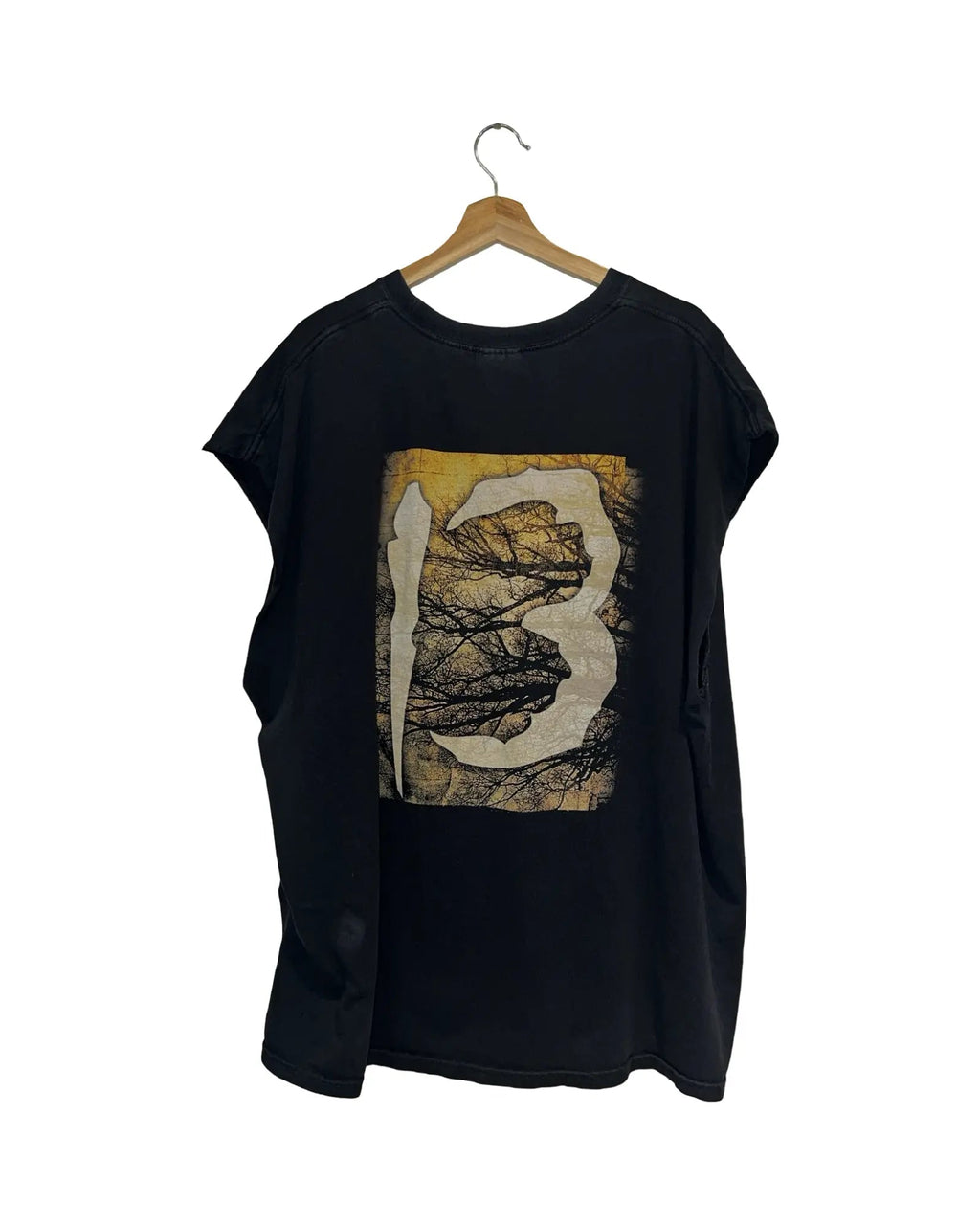 Vintage 2005 Six Feet Under 13 Cut Sleeves Tee product image 2