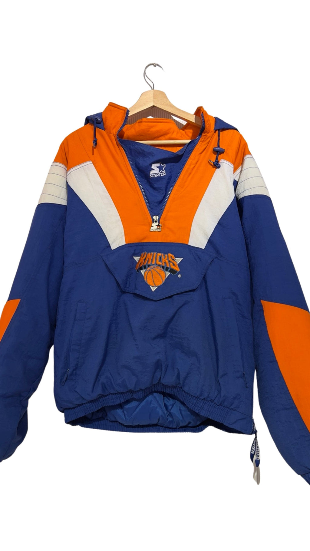 Vintage 90s New York Knicks Starter Puffer Jacket product image 1