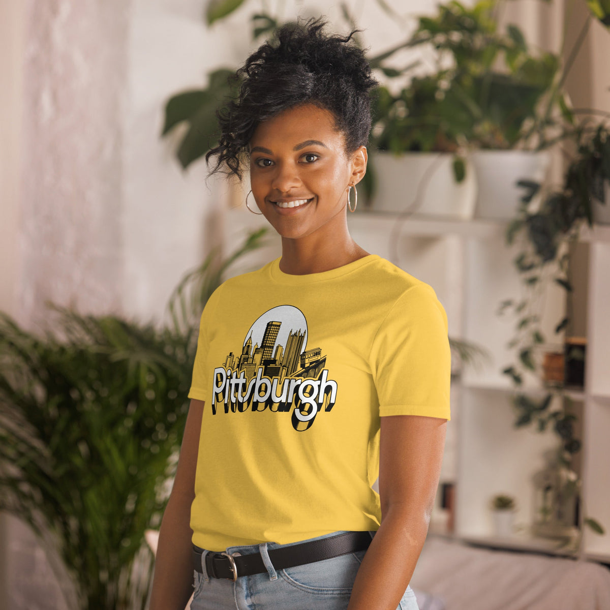 Pittsburgh Skyline - Retro | T-Shirt product image 2