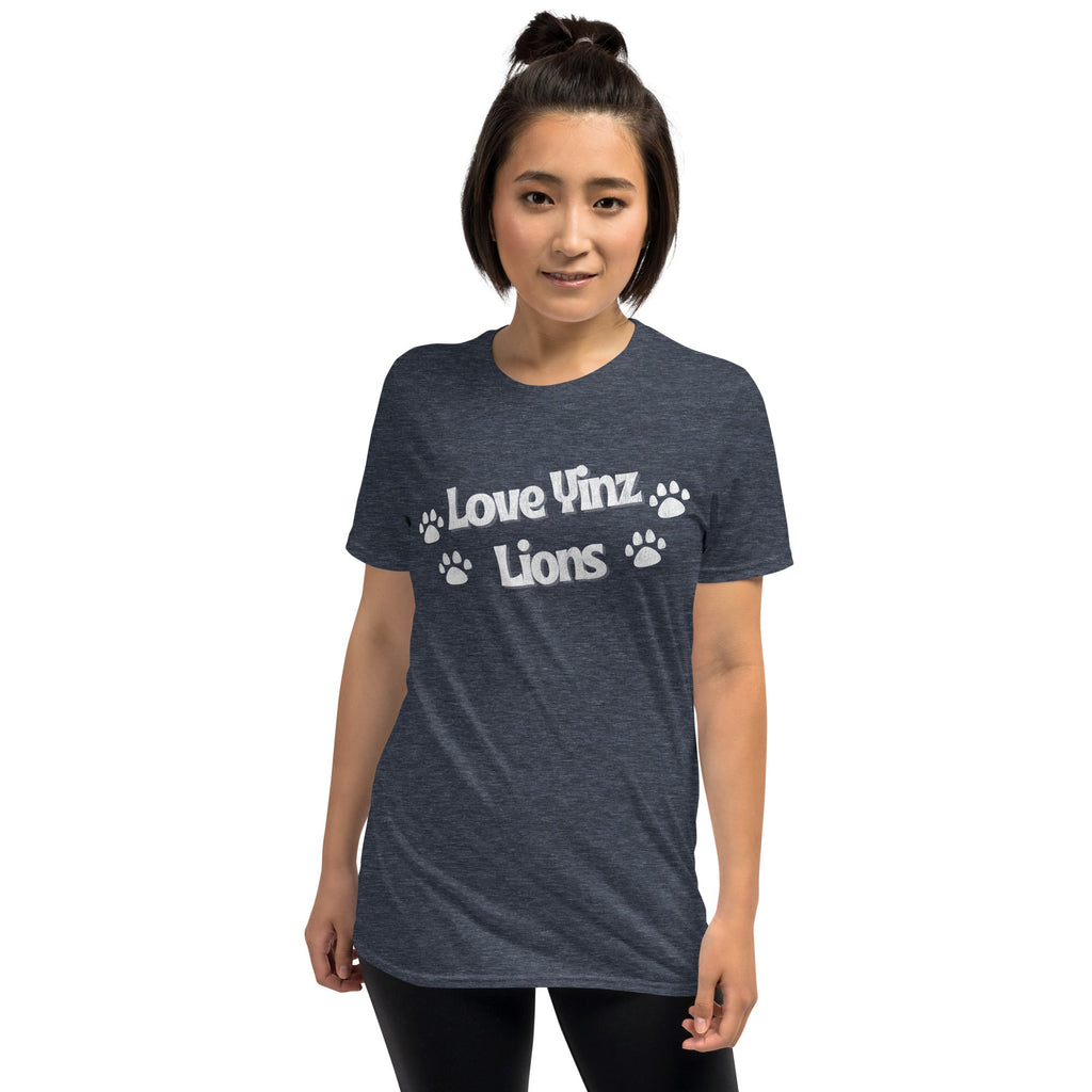 Love Yinz Lions | T-Shirt product image 2