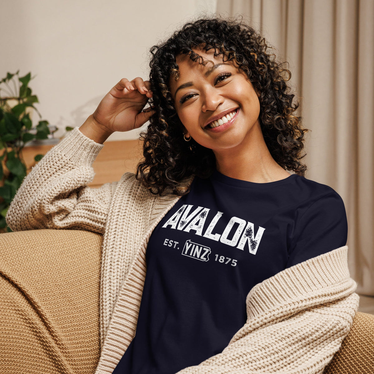 Avalon Yinzylvania | Ladies Tee product image 2